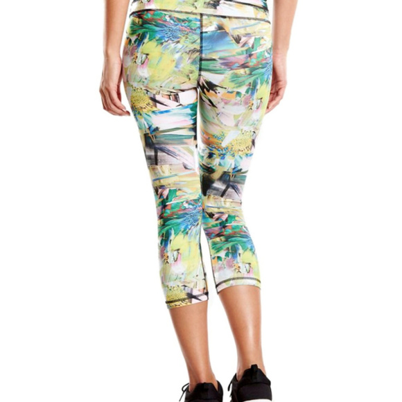 Lucy Studio Capri Blurred Floral - Picture 5 of 7